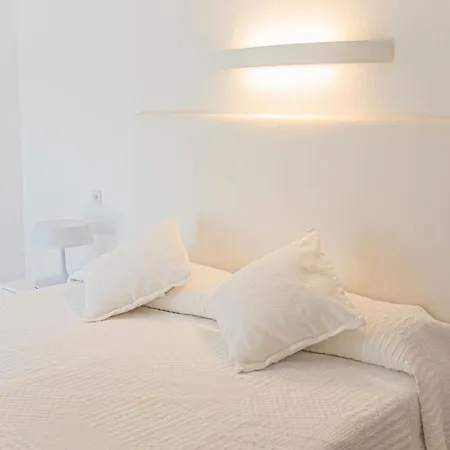 Mit Garten, Sonnenterrasse Sowie überdachter Terrasse Und Pool In Strandnähe Ferienhaus Cala Ratjada (Mallorca)