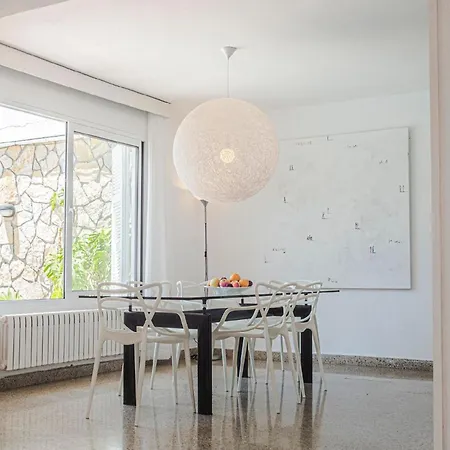 Mit Garten, Sonnenterrasse Sowie überdachter Terrasse Und Pool In Strandnähe Ferienhaus *