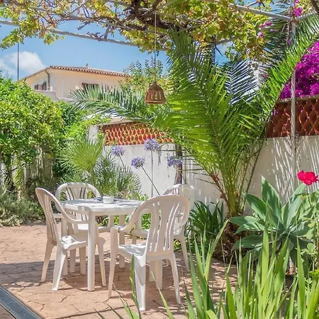 بيت للعطل Mit Garten, Sonnenterrasse Sowie Ueberdachter Terrasse Und Pool In Strandnaehe كالا راتخاذا